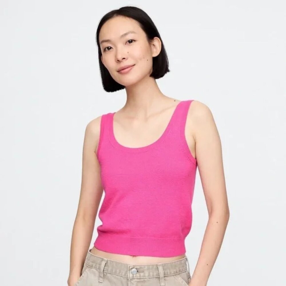 GAP Cashsoft Pink Crop Tank NWT